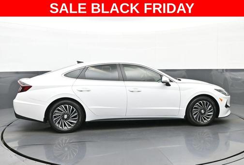 2023 Hyundai SONATA Hybrid SE