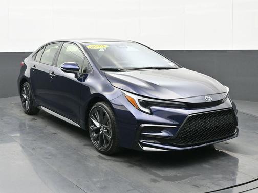 2025 Toyota Corolla Hybrid SE