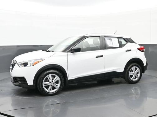 2020 Nissan Kicks S