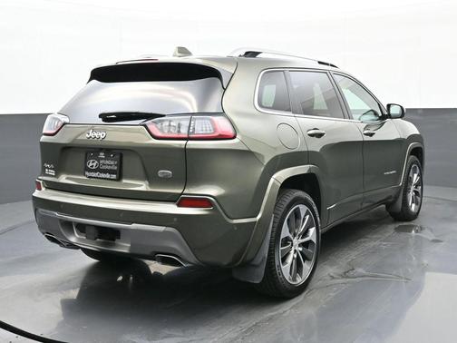 2019 Jeep Cherokee Overland