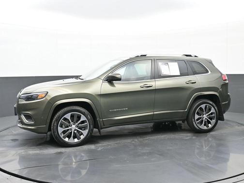 2019 Jeep Cherokee Overland
