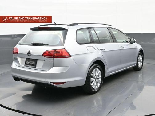 Reflex Silver Metallic 2016 Volkswagen Golf SportWagen TSI S 4-Door