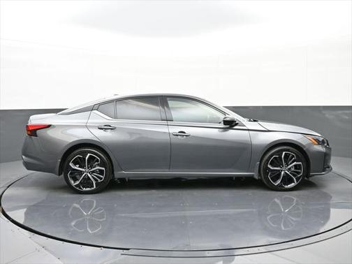 2024 Nissan Altima SR Intelligent AWD