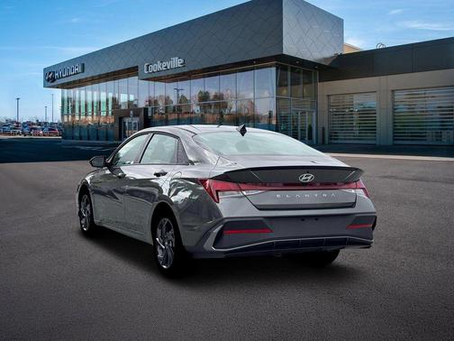 2026 Hyundai ELANTRA Sport