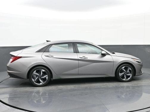 2023 Hyundai ELANTRA HEV Limited