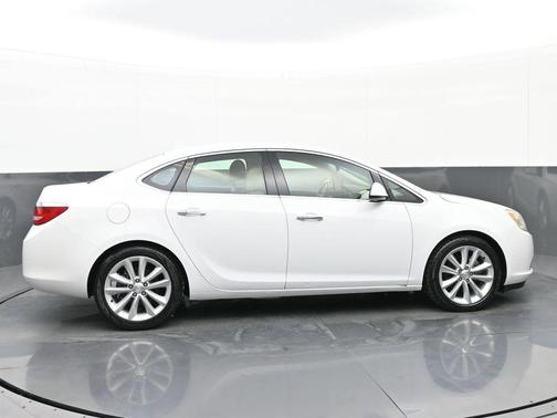 2012 Buick Verano Base
