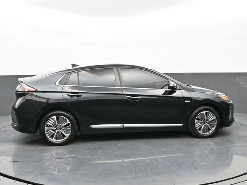 2020 Hyundai IONIQ Plug-In Hybrid Limited