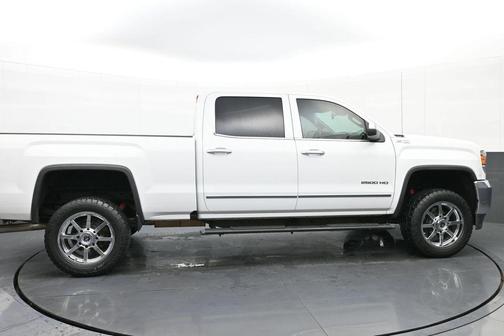 2019 GMC Sierra 2500 SLT