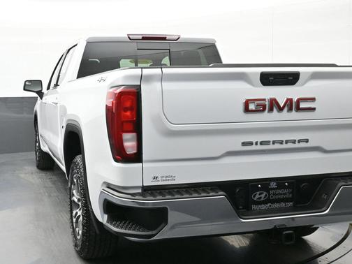 2023 GMC Sierra 1500 SLE