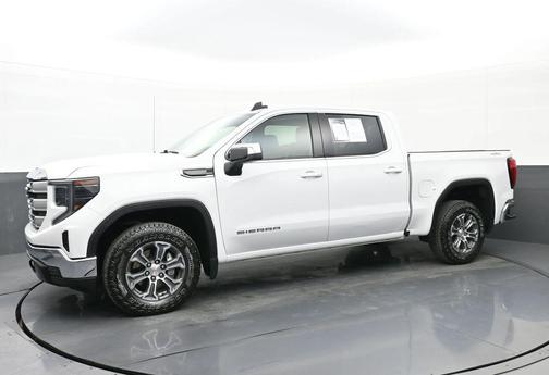 2023 GMC Sierra 1500 SLE