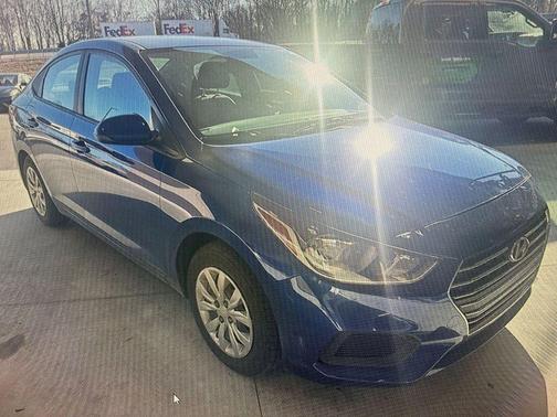 2022 Hyundai Accent SE