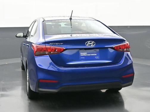 2022 Hyundai Accent SE