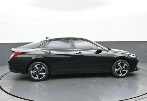 2023 Hyundai ELANTRA HEV Limited