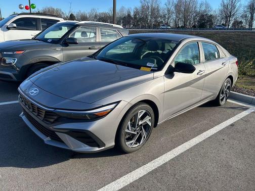 2025 Hyundai ELANTRA Sport