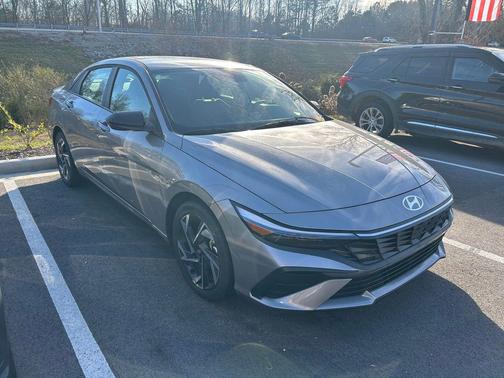 2025 Hyundai ELANTRA Sport