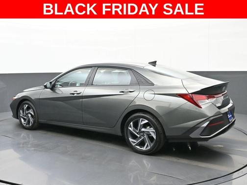 2025 Hyundai ELANTRA Sport