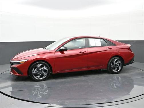 2025 Hyundai ELANTRA Sport