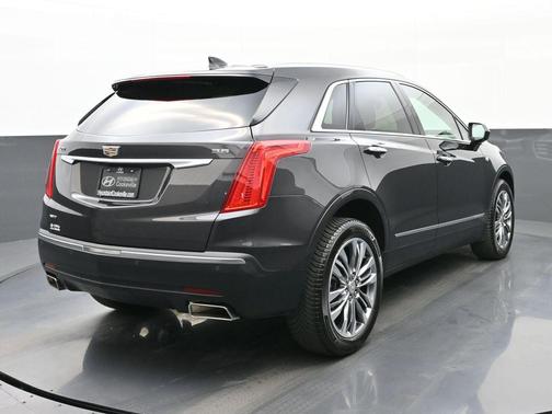 2017 Cadillac XT5 Premium Luxury