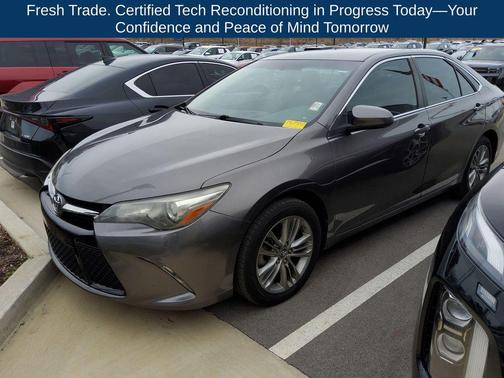 2017 Toyota Camry SE