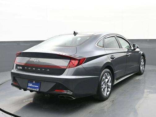 2022 Hyundai SONATA SEL