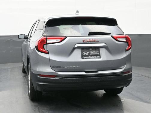 Sterling Metallic 2024 GMC Terrain SLE