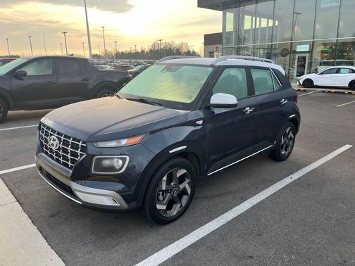 2022 Hyundai VENUE Limited