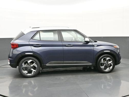 2022 Hyundai VENUE Limited