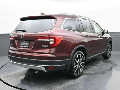 2022 Honda Pilot Touring 8-Passenger