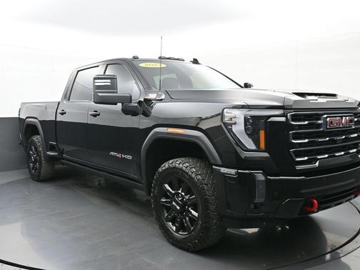 2024 GMC Sierra 2500 AT4