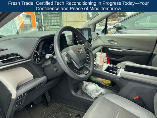 2024 Toyota Sienna Limited