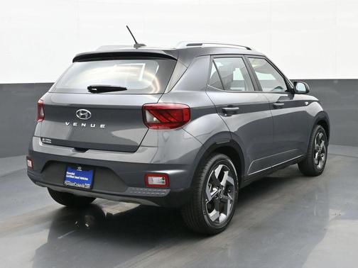 2023 Hyundai VENUE Limited