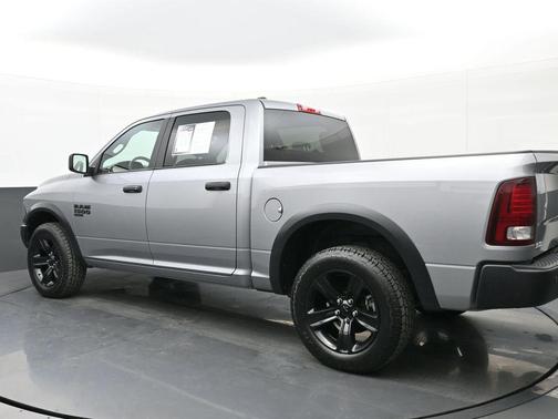 2024 RAM 1500 Classic Warlock Crew Cab 4x4 5'7' Box