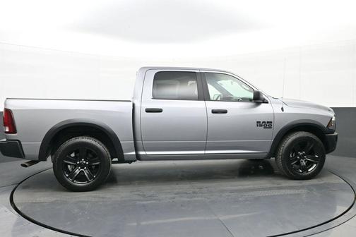 2024 RAM 1500 Classic Warlock Crew Cab 4x4 5'7' Box