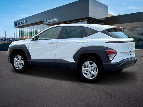 2025 Hyundai KONA SE