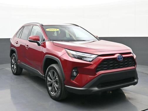 2023 Toyota RAV4 Hybrid XLE Premium