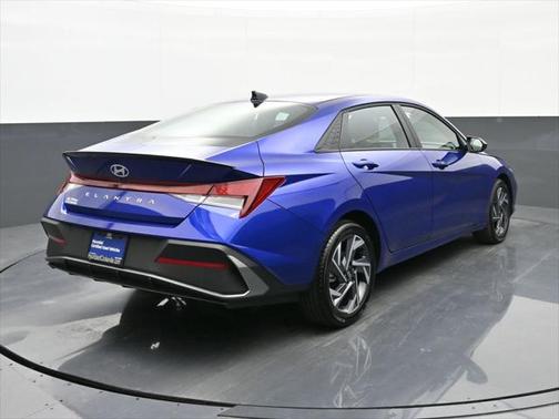 2025 Hyundai ELANTRA Sport