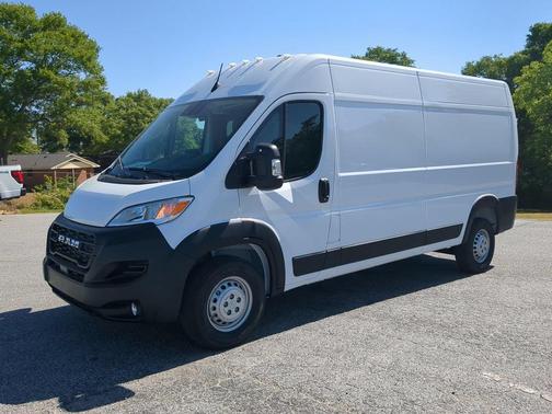 Bright White Clearcoat 2026 RAM ProMaster 2500 Tradesman