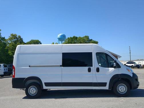 Bright White Clearcoat 2026 RAM ProMaster 2500 Tradesman