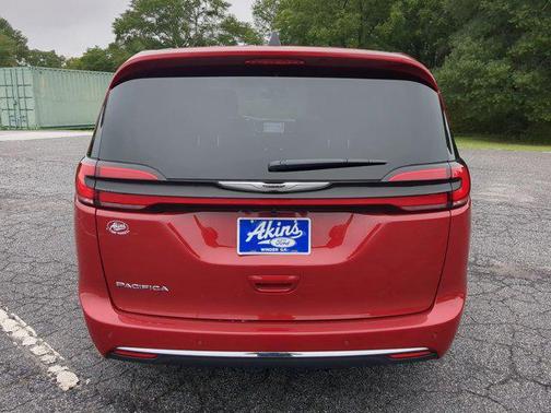2026 Chrysler Pacifica L