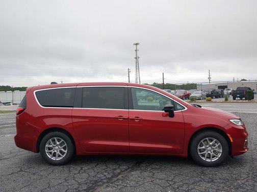2026 Chrysler Pacifica L