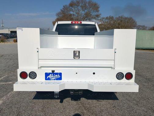 2025 RAM 2500 Tradesman Crew Cab 4x2 8' Box