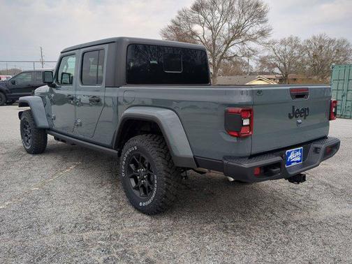 2026 Jeep Gladiator Willys 4x4
