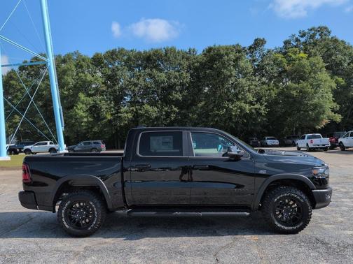 Diamond Black Crystal Pearlcoat 2027 RAM 1500 Rebel