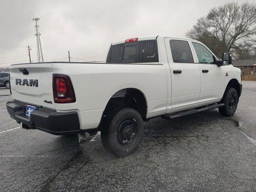 2026 RAM 2500 Tradesman Crew Cab 4x4 6'4' Box