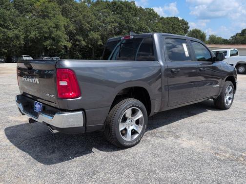 Granite Crystal Metallic Clearcoat 2026 RAM 1500 Tradesman