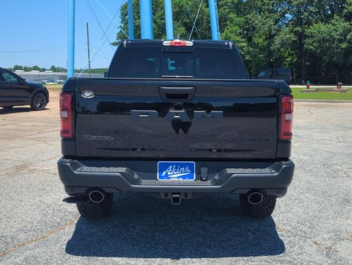 Diamond Black Crystal Pearlcoat 2026 RAM 1500 Rebel