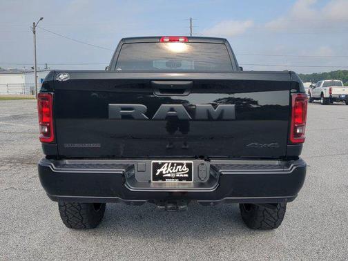 2025 RAM 2500 Big Horn Crew Cab 4x4 6'4' Box