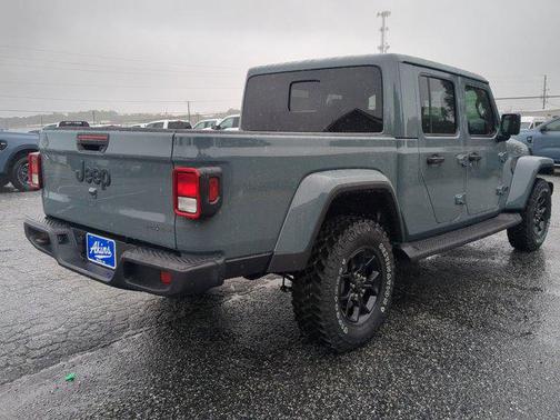 2025 Jeep Gladiator High Tide