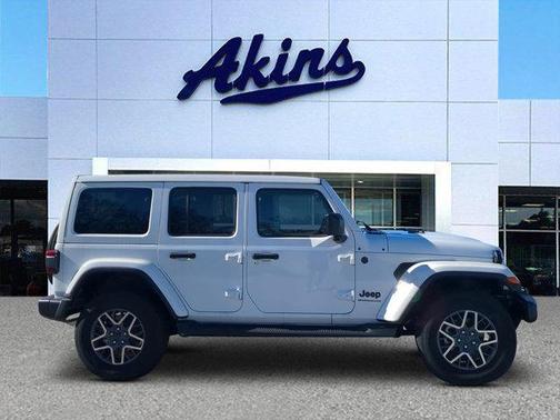 2025 Jeep Wrangler 4-Door Sahara 4x4