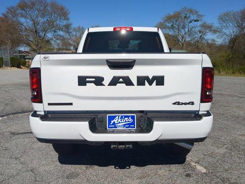 2026 RAM 2500 Big Horn Crew Cab 4x4 6'4' Box